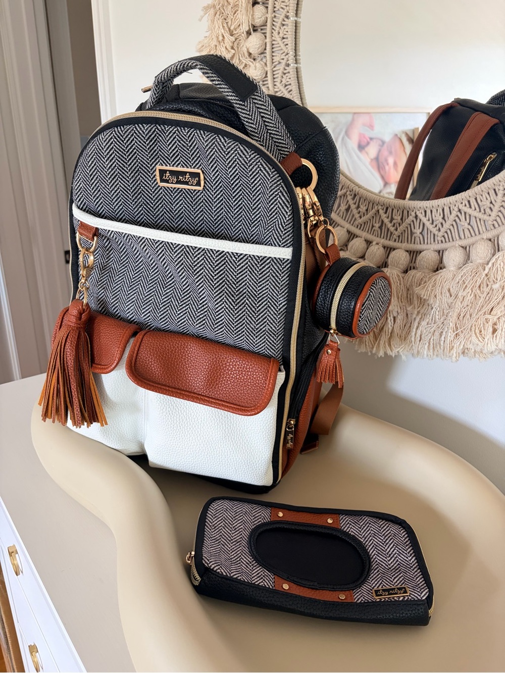 LIKE NEW Itzy Ritzy Boss Bag Leather + Herringbone Diaper Backpack